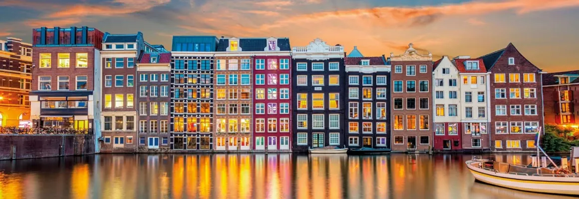 Clementoni – Bright Amsterdam (Panoramic) 1000 Piece Puzzle