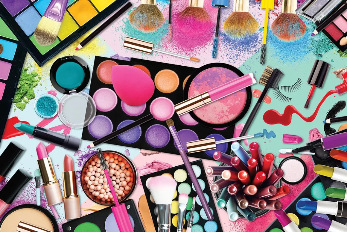 Eurographics – Puzzle in a Tin – Makeup Palette 1000 Piece Puzzle