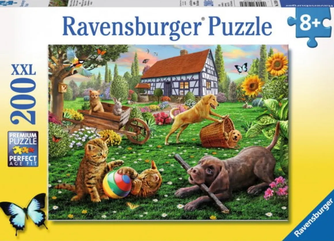 Ravensburger – Playing in the Yard 200 Piece Puzzle